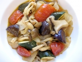 きのこと野菜のトマト煮