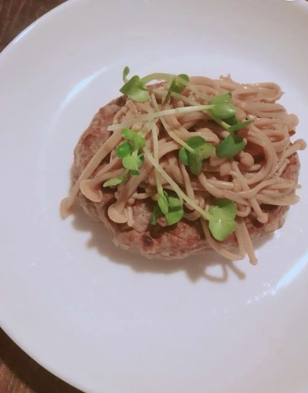 作り置きなめたけの豚ハンバーグ　つなぎなし、油なし！