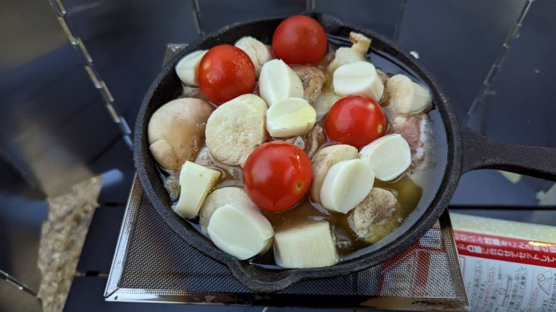 エリンギと鶏肉アヒージョ