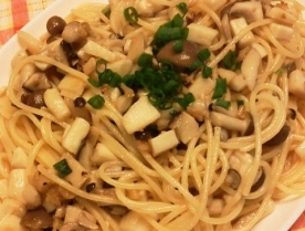 きのこの味噌バターパスタ