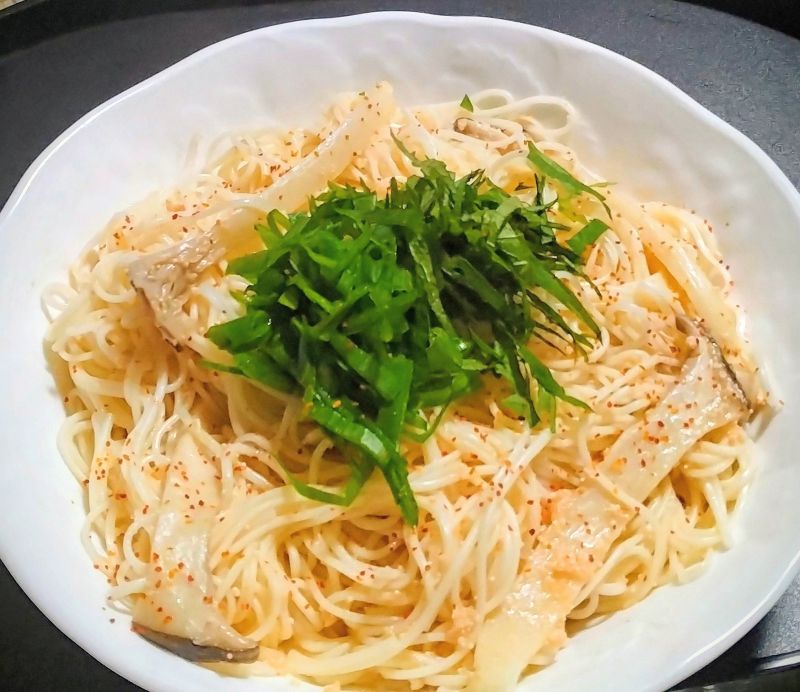 青じそさっぱり、ピリ辛きのこ麺