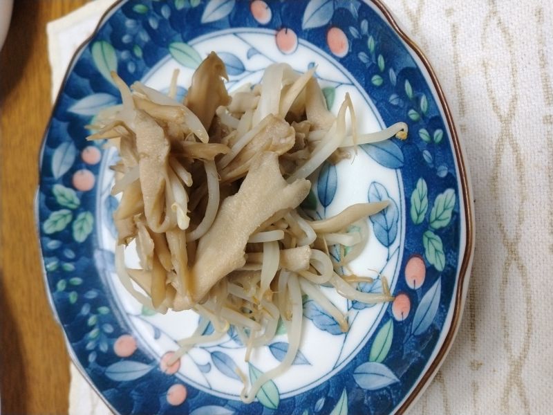 もやしと舞茸炒め