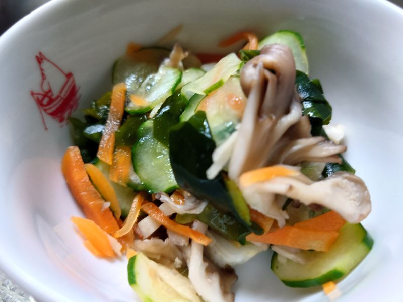 野菜ときのこの酢の物