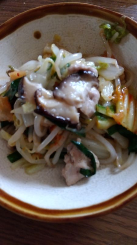 きのこ野菜キムチ炒め