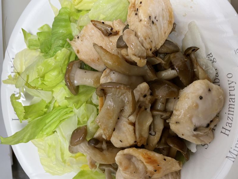 ブナシメジと胸肉の時短焼き