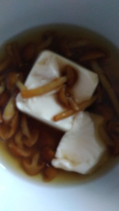 なめこ冷奴