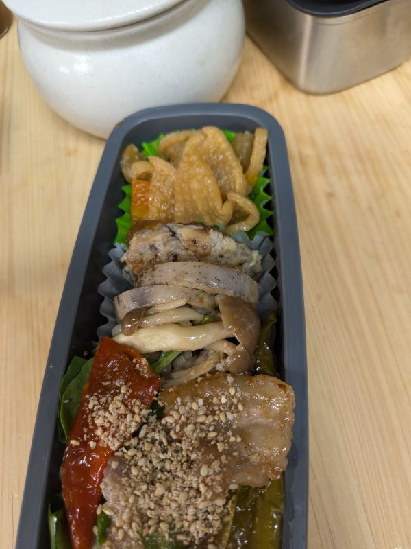 旬びレンコンとキノコの炒め物