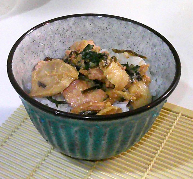 秋を楽しむ・きのこと秋鮭のしぐれ煮丼