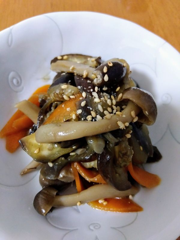 しめじ入りなす炒り