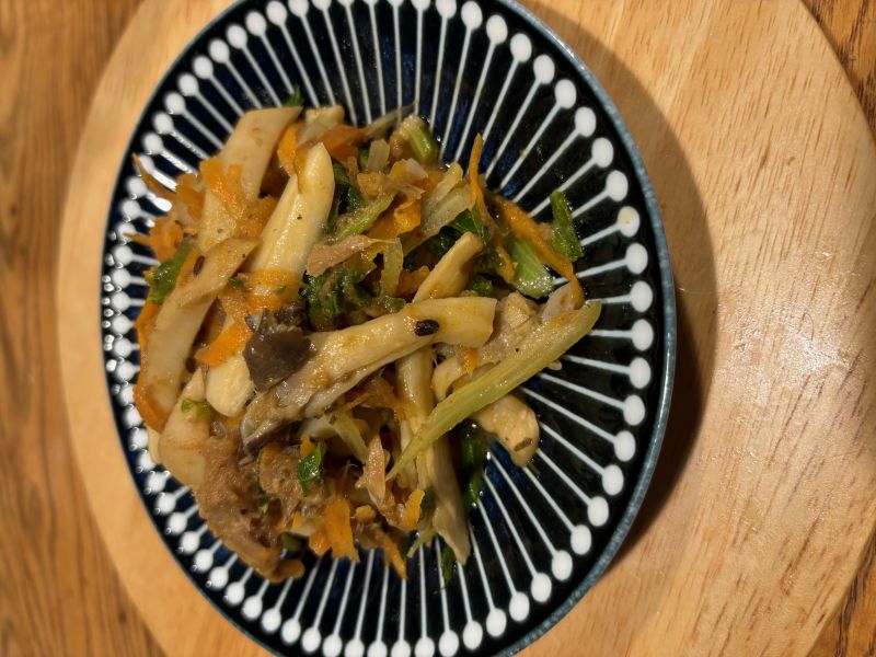 きのこと余り野菜のシリシリ