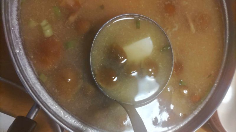 なめこたっぷり汁