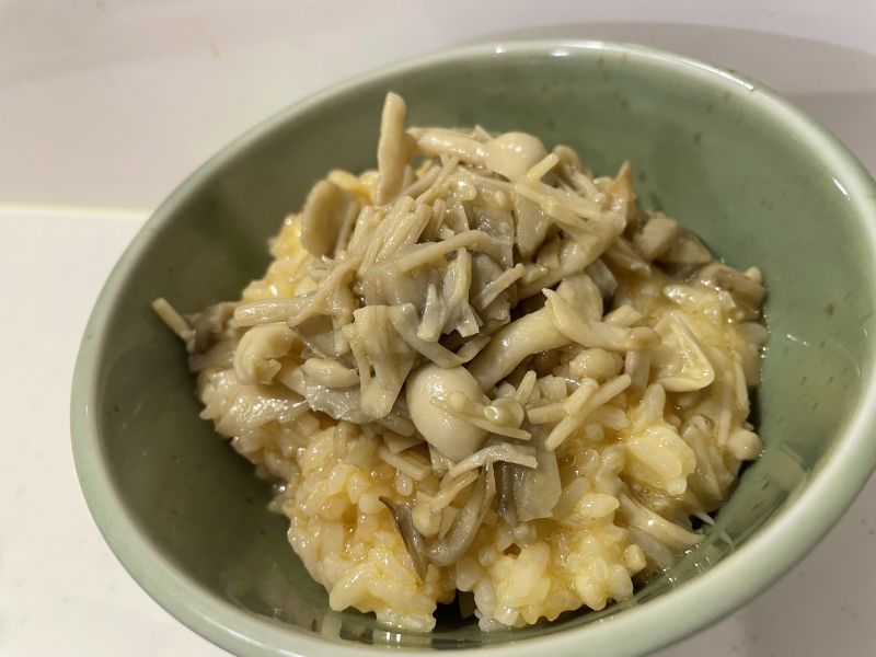 きのこの麺つゆバターがけTKG