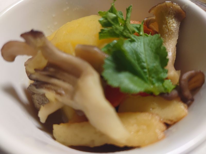 根菜とキノコのカレー煮