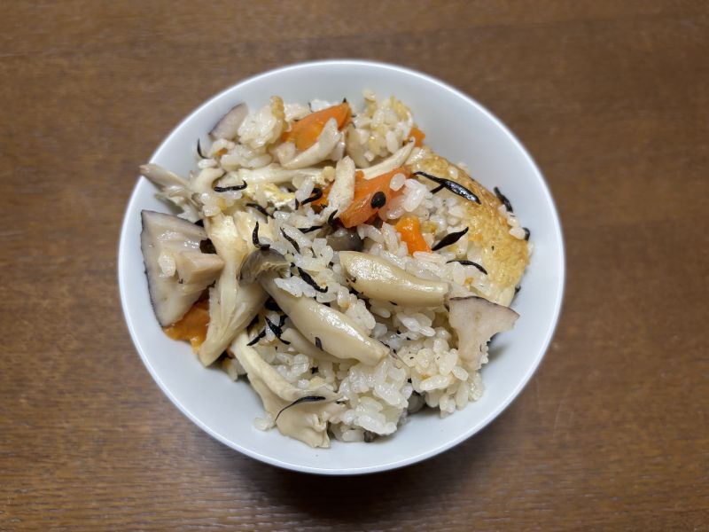 食物繊維たっぷりな炊き込みご飯