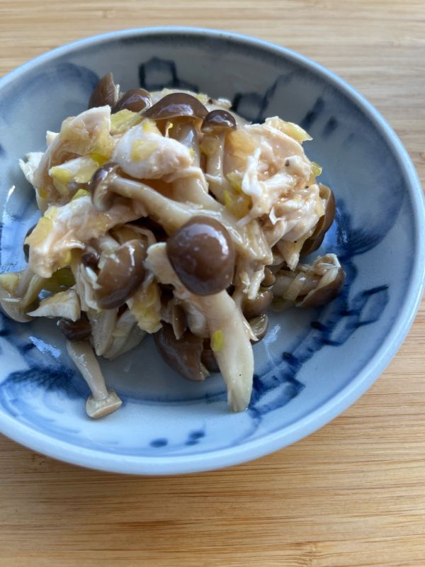 ネギ味噌ダレで♪しめじとささみの和え物