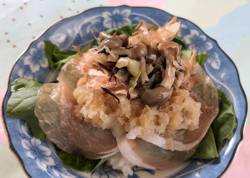 胃とクッキングの箸休めレシピ！おろしでさっぱりぶなしめじ丼
