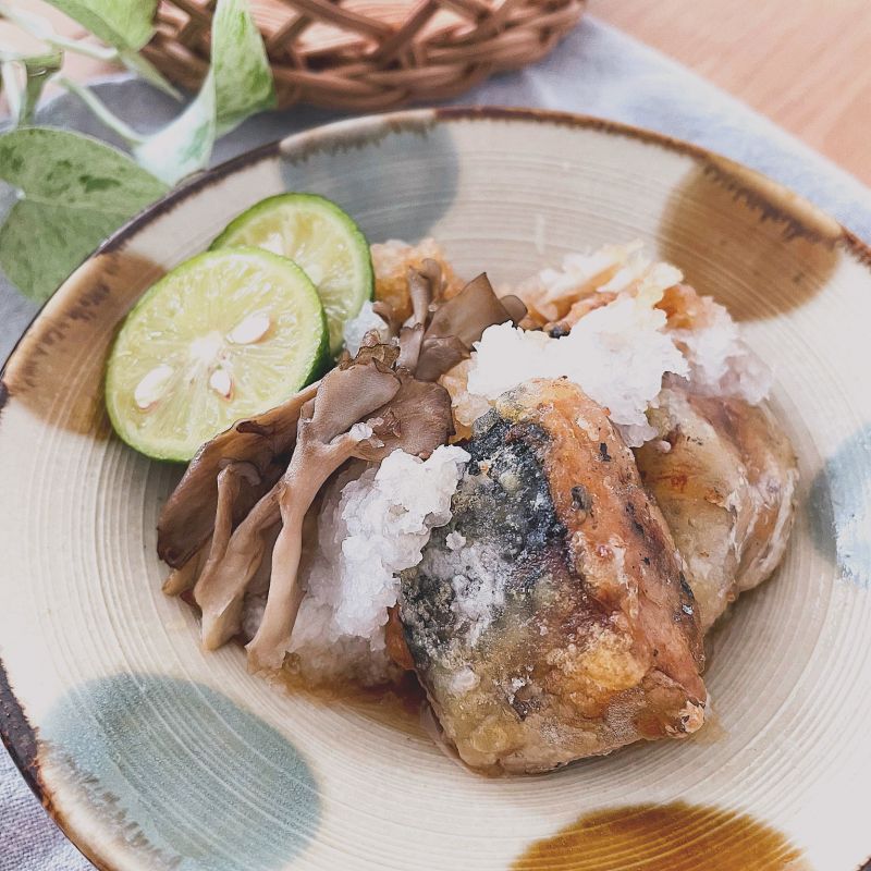 揚げ鯖と舞茸のすだちおろし和え