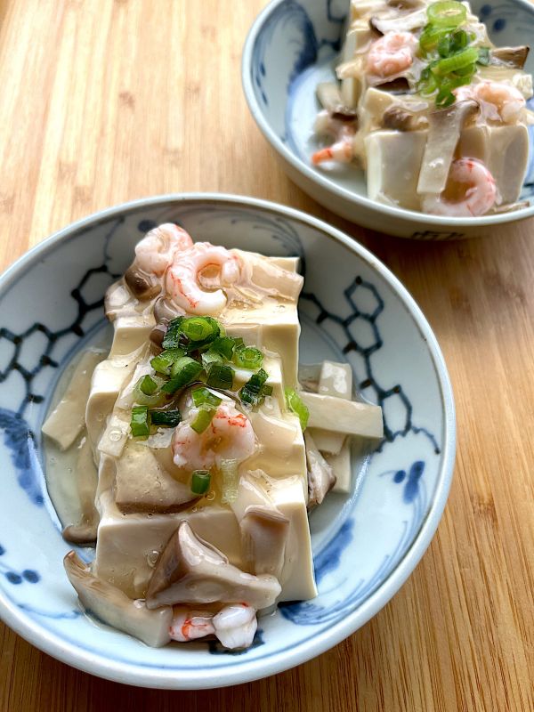 さっぱり♪ひんやり♪塩豆腐のエリンギあんのご馳走やっこ