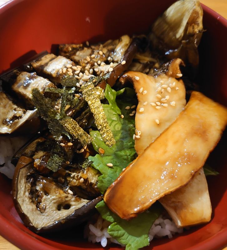 エリンギと茄子の蒲焼き丼