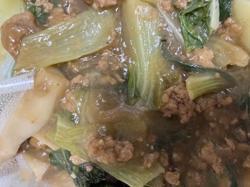 エリンギとミンチと青梗菜の炒め物