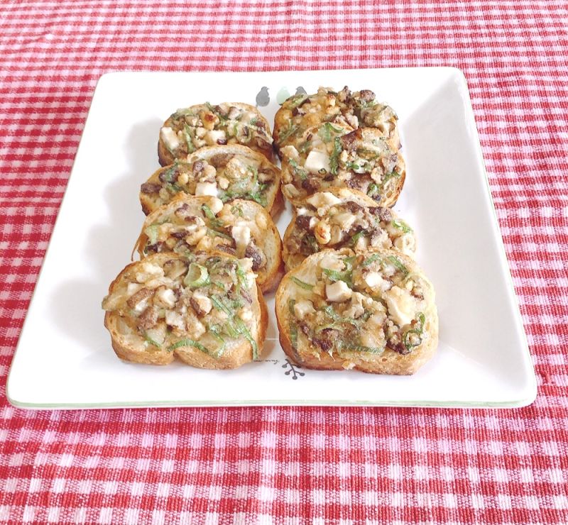 椎茸入りなんちゃってえびパン