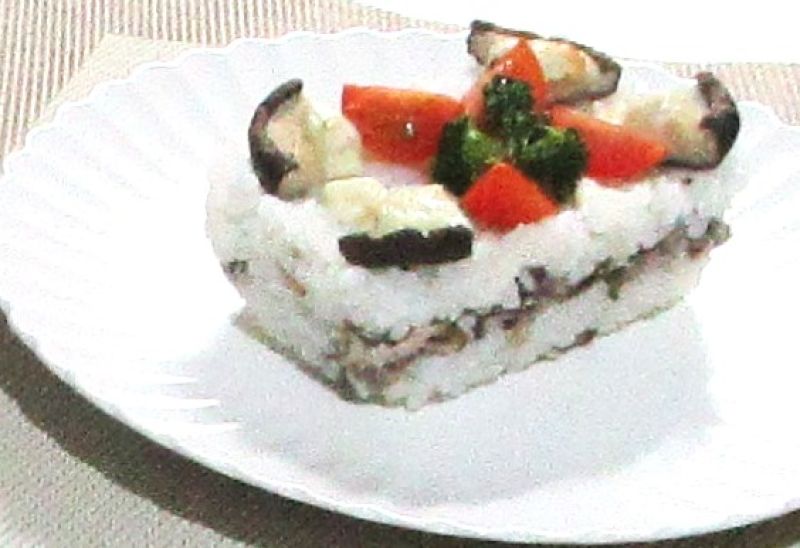 きのこ二種類のっけ盛りライスケーキ