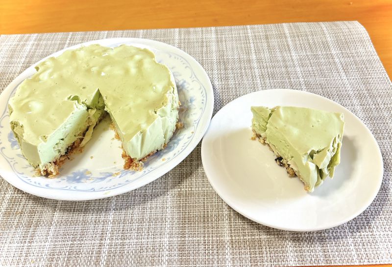 ブナピーと椎茸のアボガドレアチーズ