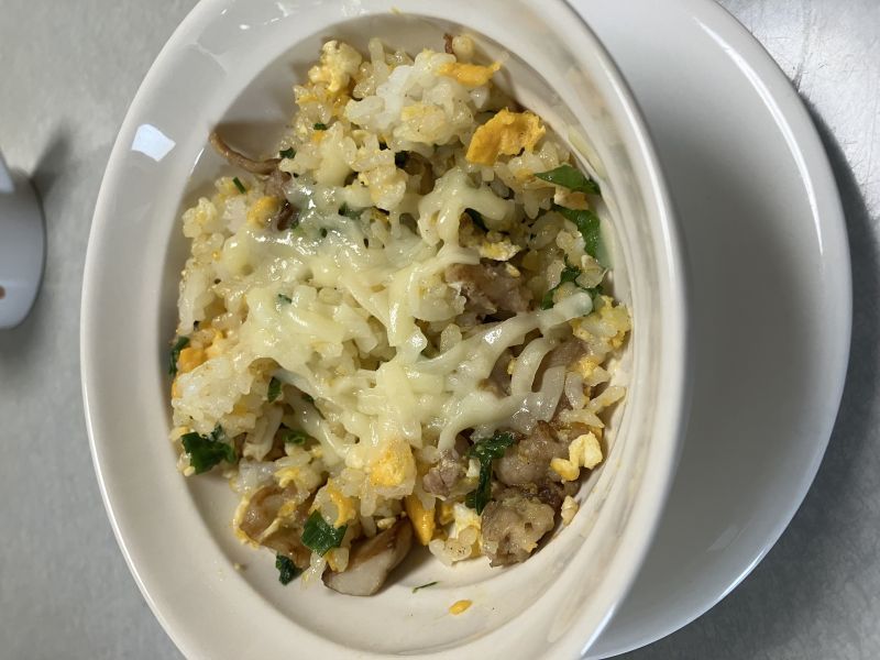 和風チャーハン昆布入りチーズのせ