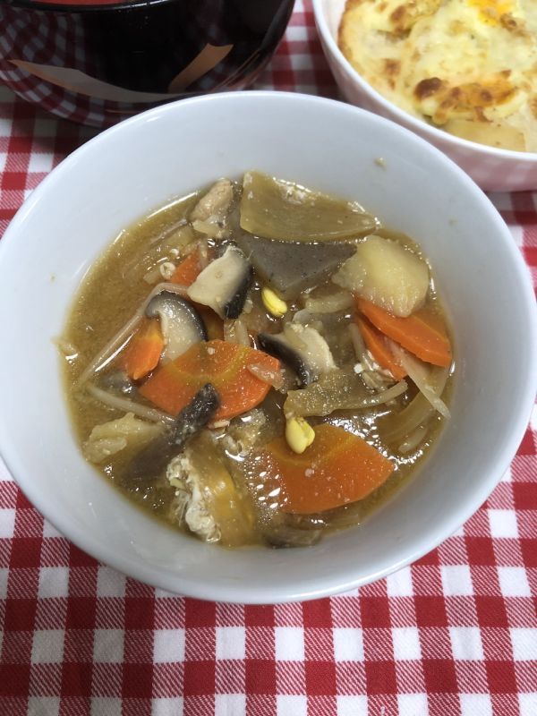 生椎茸入り豚汁