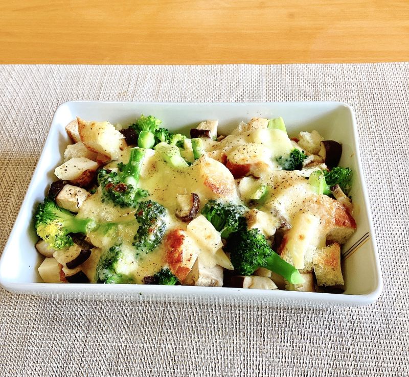 椎茸、筍、ブロッコリーの焼きチーズフォンデュ