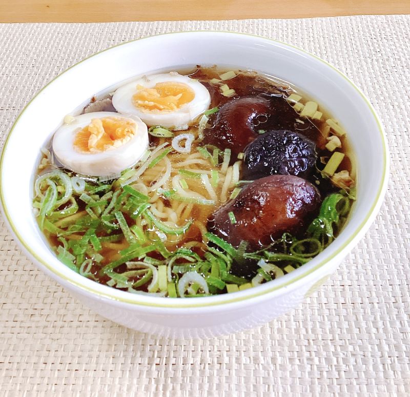 干し椎茸出汁のカラダ優しラーメン