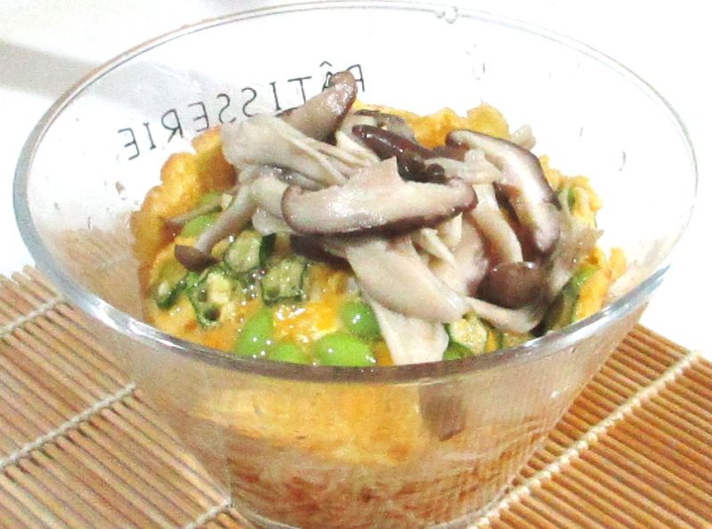 パワーアップ!きのこと夏野菜のオムラーメン