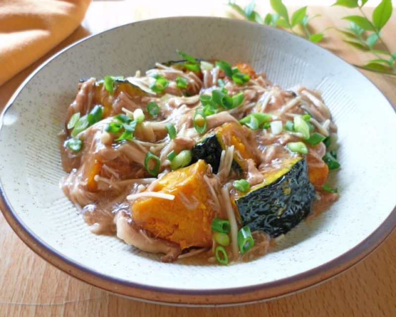 素揚げかぼちゃのソースきのこあんかけ