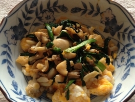 簡単♪きのこにら玉