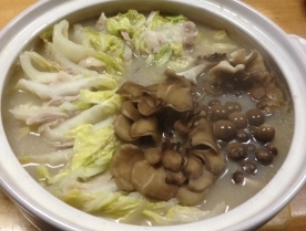 豚肉と白菜のミルフィーユ鍋にきのこin♪