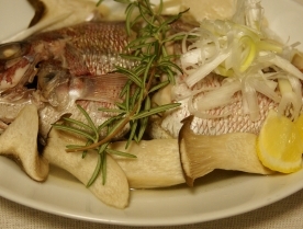 エリンギと鯛のローズマリー風味
