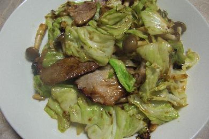 しめじとキャベツの豚マヨ