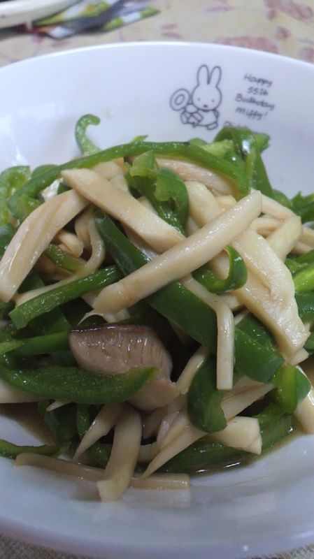 エリンギとピーマンの簡単バター炒め