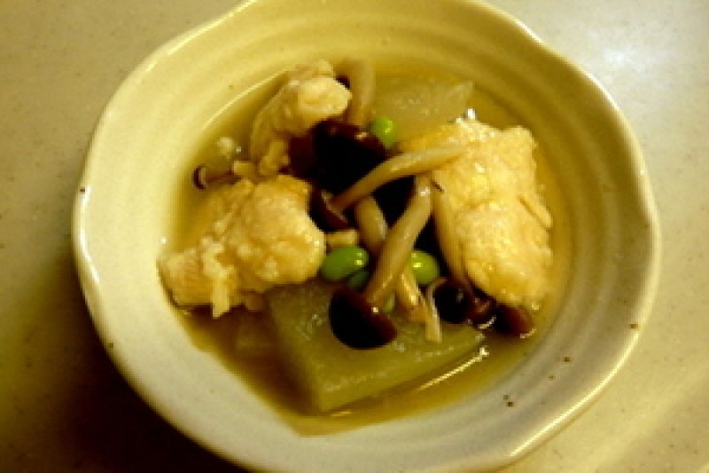 冬瓜としめじのチキンスープ