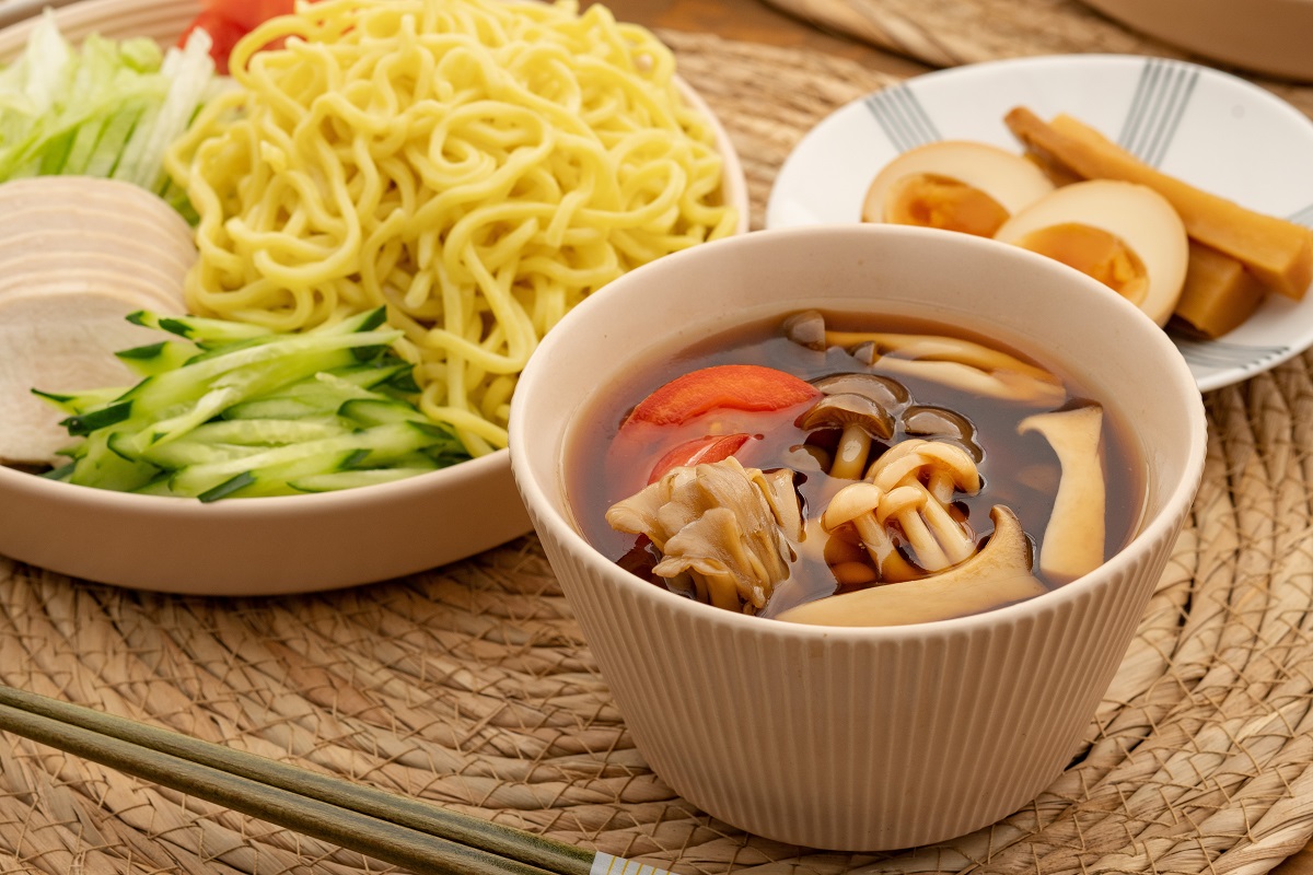 きのこと夏野菜のヘルシーつけ麺