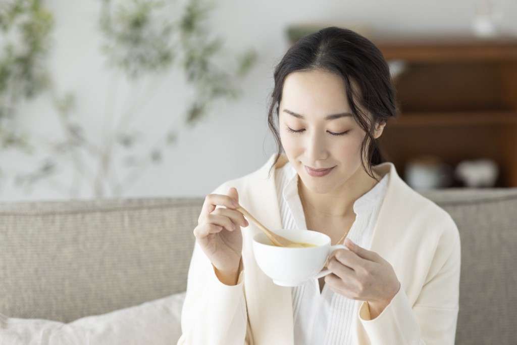 心も体も調子を落としやすい梅雨。きのこのチカラで免疫対策を