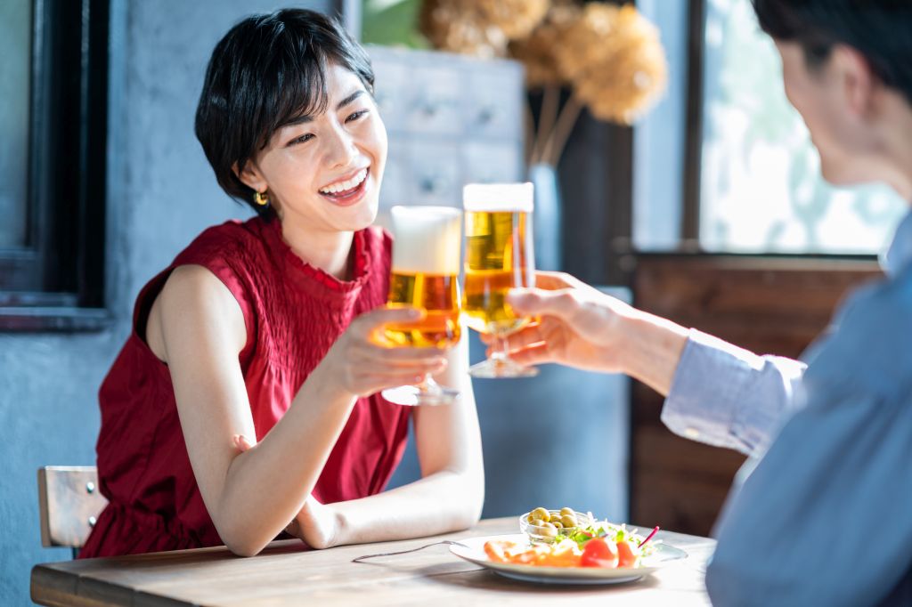 夏をもっと豊かに!身体と心が喜ぶ、お酒との心地よい関係を育むヒント