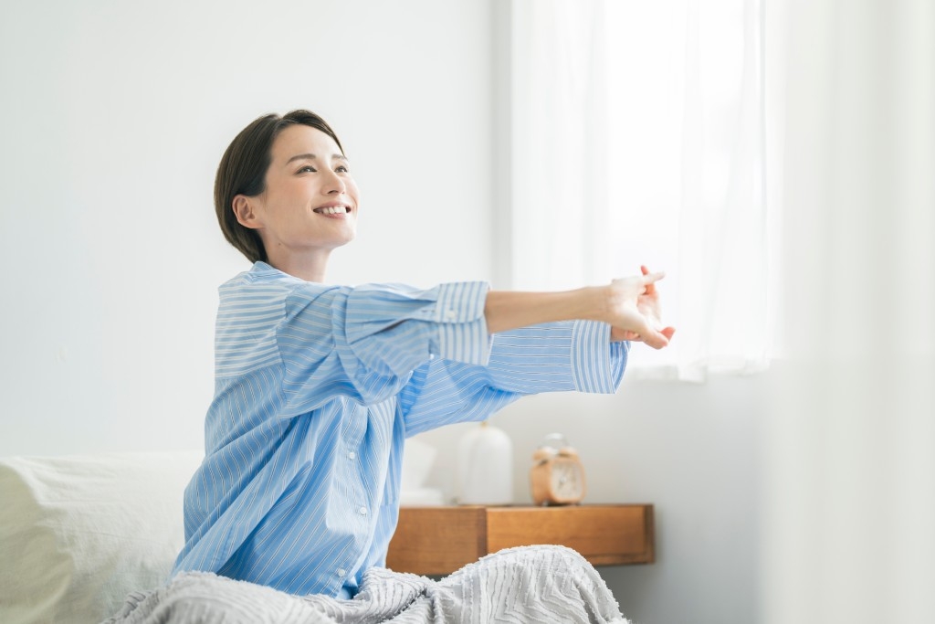 女性特有の“気分の落ち込み”や“イライラ”はなぜ起こる？年代別の原因やメンタル不調を防ぐセルフケア法とは