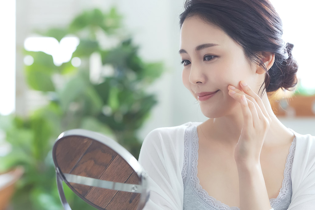 春の肌トラブルを撃退！“バリア機能の強化”と“新陳代謝”を助けるきのこのチカラ