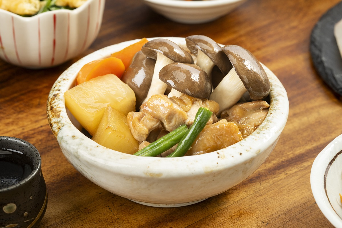 霜降りひらたけと鶏大根の煮物