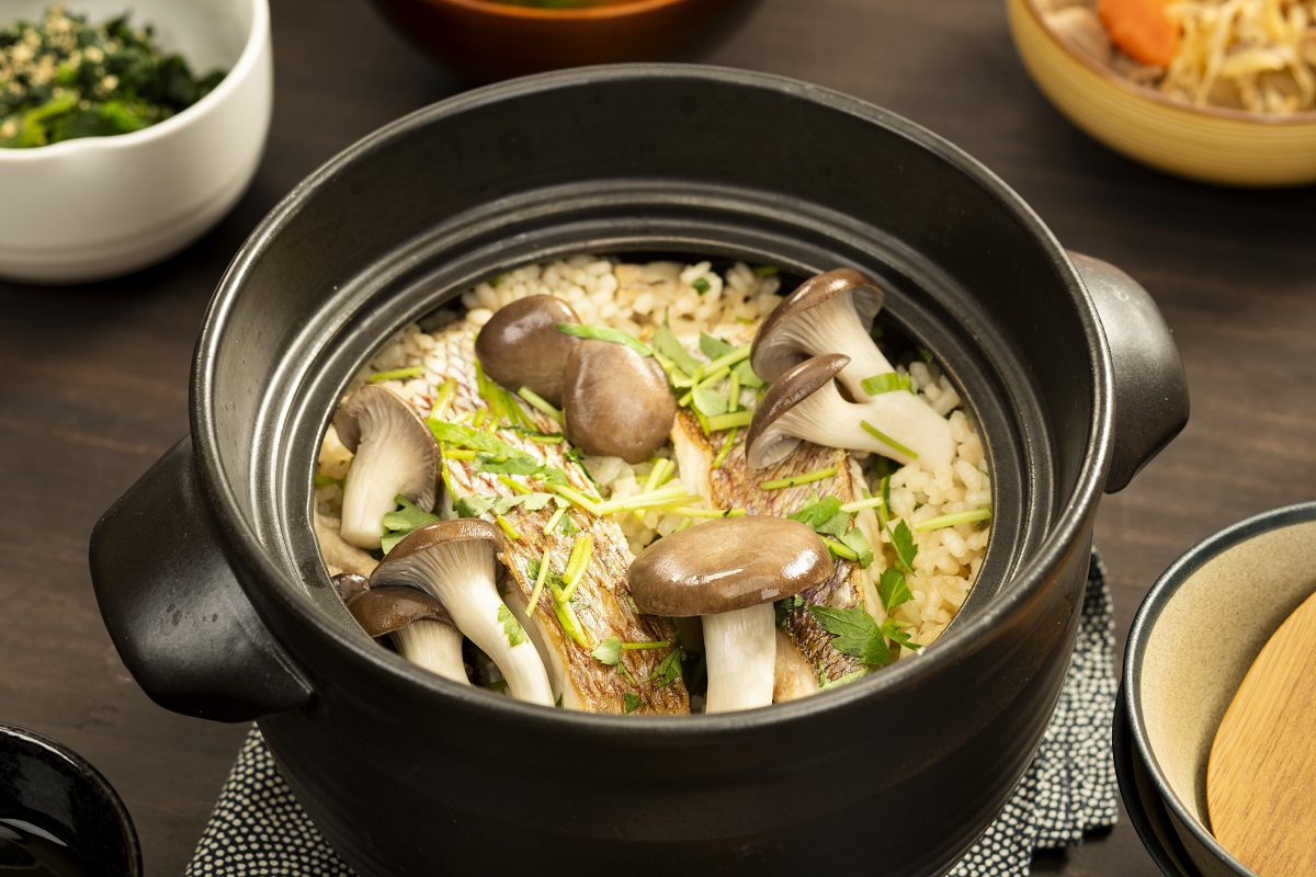 霜降りひらたけと鯛の炊き込み御飯