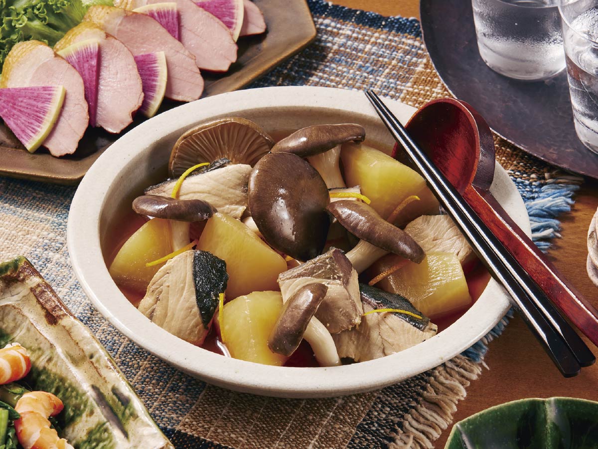 霜降りひらたけのうま味が染み込む♪　ブリ大根