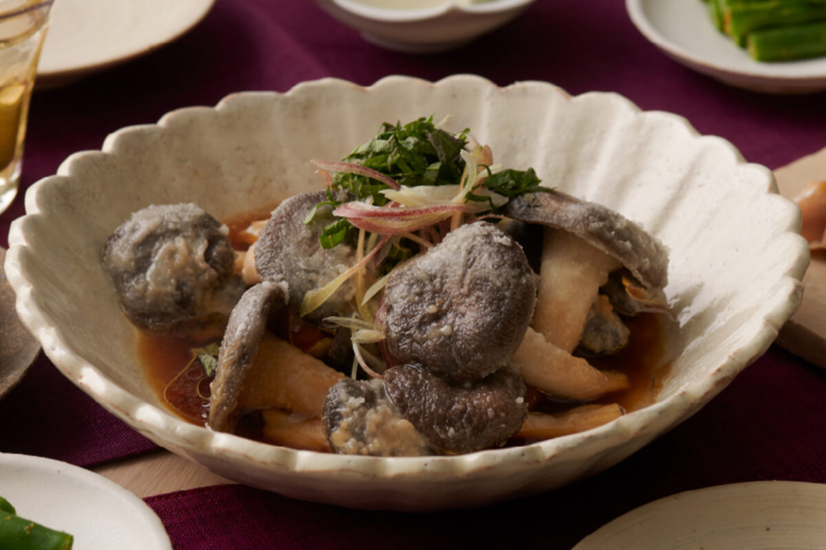 シンプルで食べ応えアリ！霜降りひらたけの揚げだし