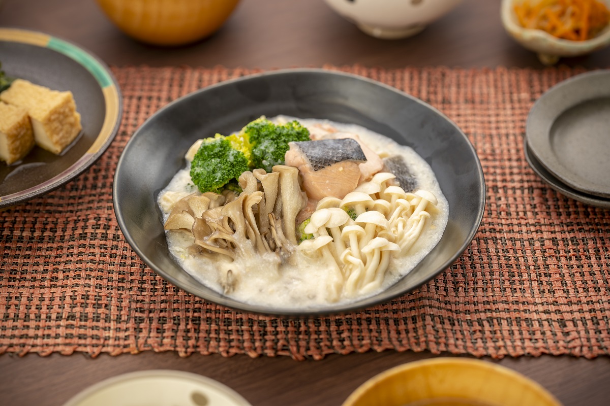 マイタケと鮭のとろーり煮