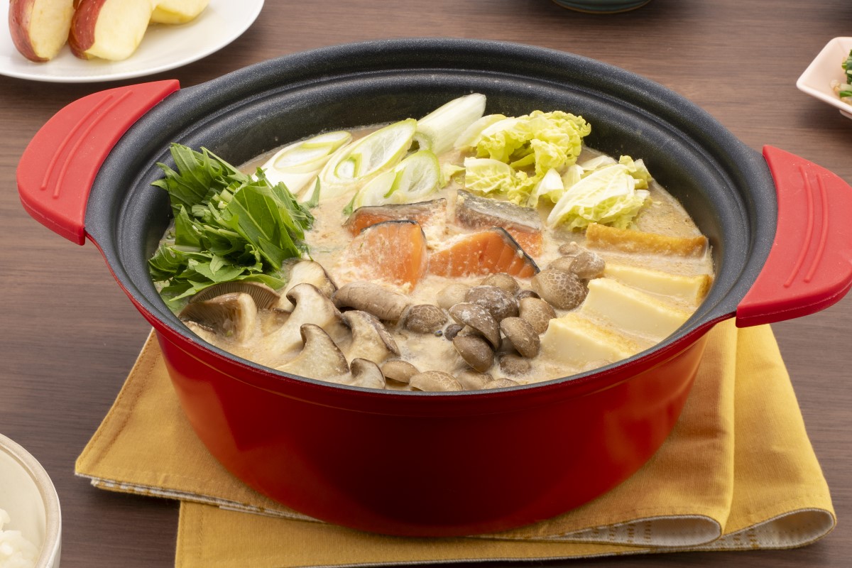 栄養たっぷり！きのこのごま豆乳鍋